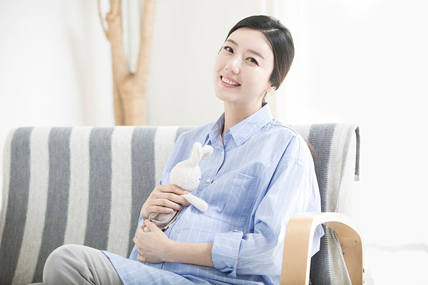 孕妈怀双胞胎的香港验血报告怎么看？
